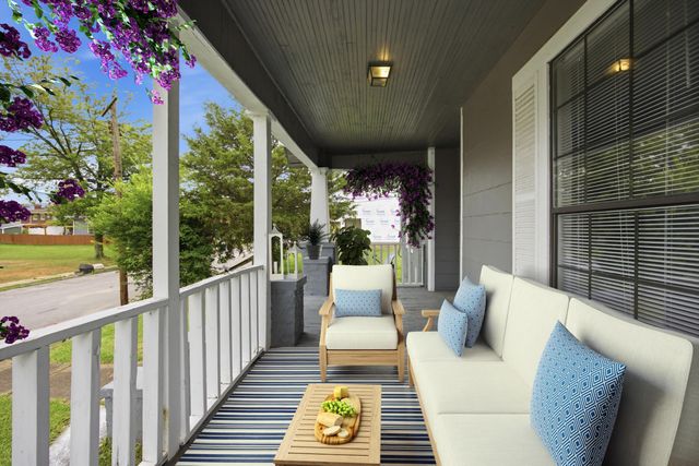 2111 Chamberlain Avenue, Chattanooga, TN 37404
