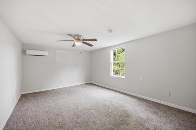 2111 Chamberlain Avenue, Chattanooga, TN 37404