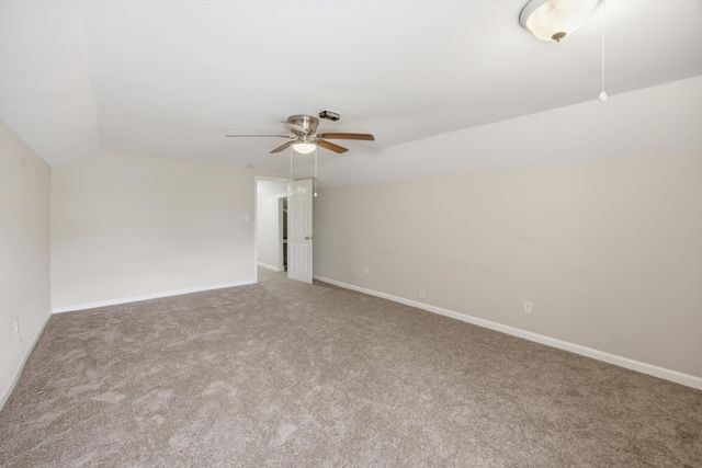 2111 Chamberlain Avenue, Chattanooga, TN 37404
