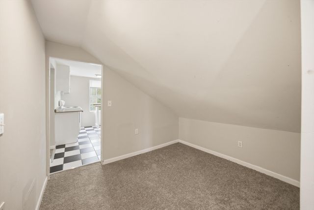 2111 Chamberlain Avenue, Chattanooga, TN 37404