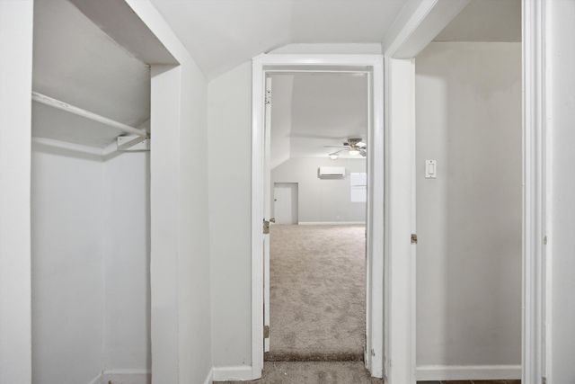 2111 Chamberlain Avenue, Chattanooga, TN 37404