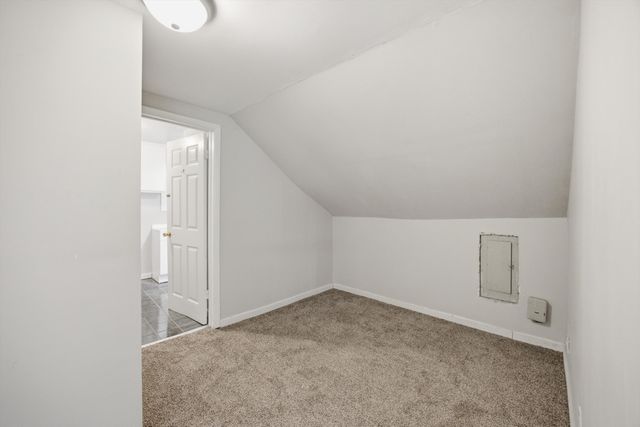 2111 Chamberlain Avenue, Chattanooga, TN 37404