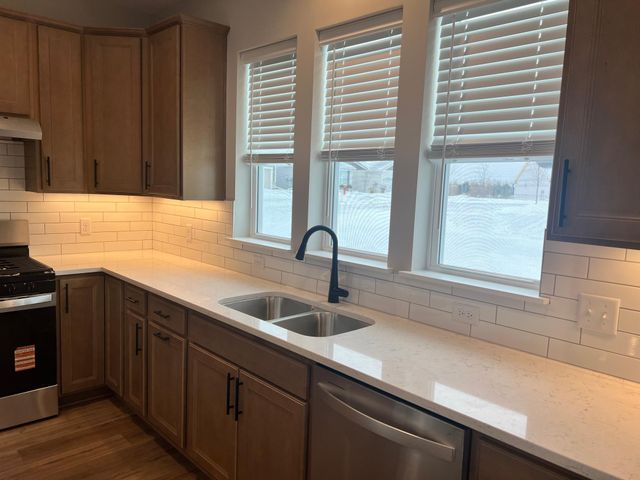 19239 101st Place, Corcoran, MN 55374