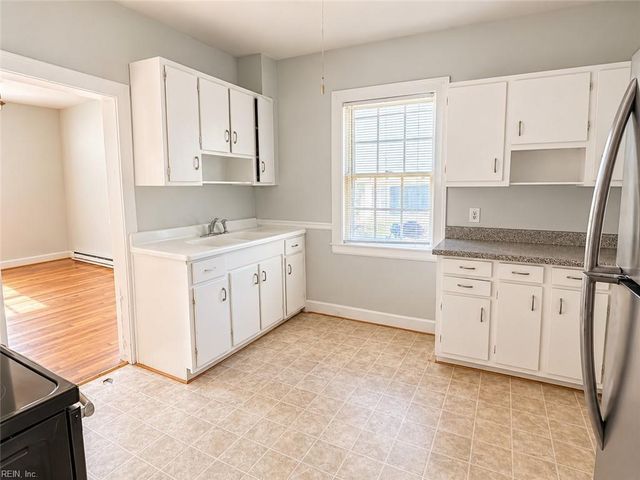 224 Palen Ave, Newport News, VA 23601
