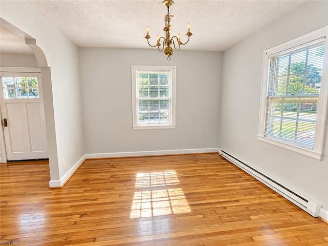 224 Palen Ave, Newport News, VA 23601