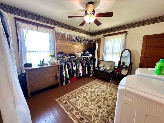 1137 West Street, Grinnell, IA 50112