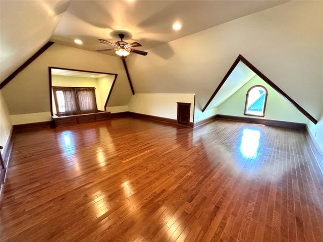 1137 West Street, Grinnell, IA 50112