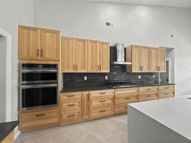 1321 Van Cleave Road NW, Albuquerque, NM 87107