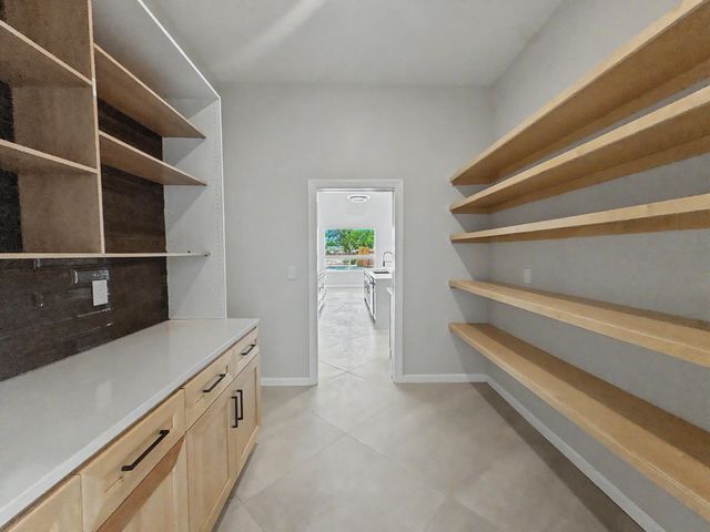 1321 Van Cleave Road NW, Albuquerque, NM 87107
