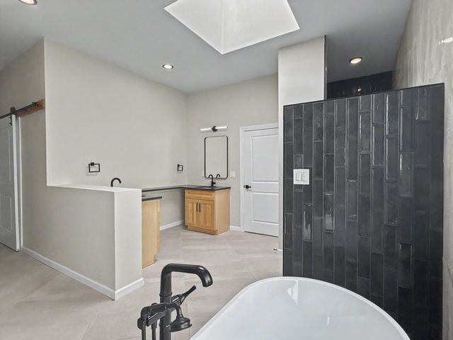 1321 Van Cleave Road NW, Albuquerque, NM 87107