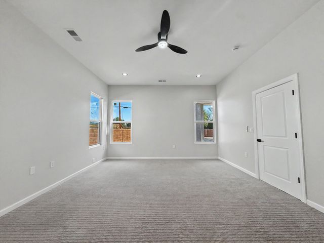 1321 Van Cleave Road NW, Albuquerque, NM 87107