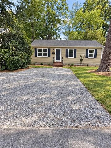 3 Alpine ST, Newport News, VA 23606