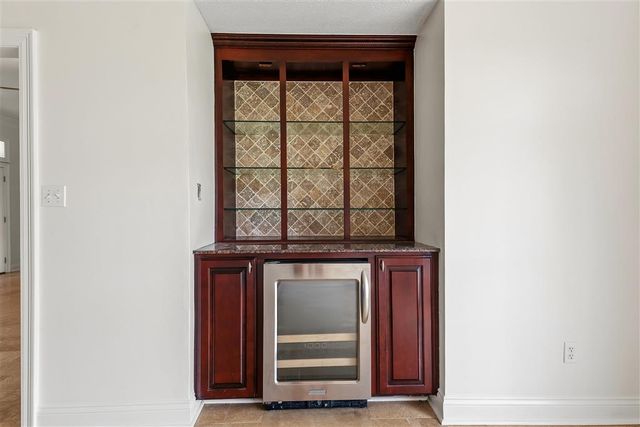 6817 Bonne Meadow Lane, Lake Charles, LA 70605