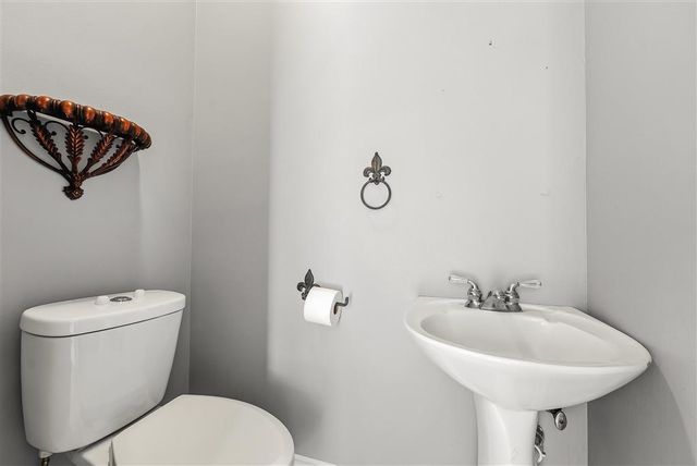 6817 Bonne Meadow Lane, Lake Charles, LA 70605