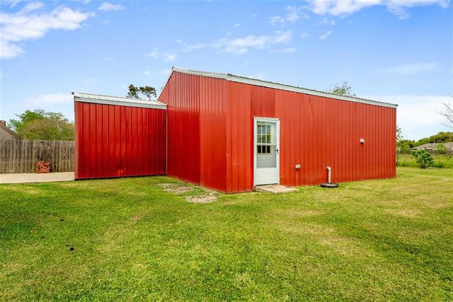 6817 Bonne Meadow Lane, Lake Charles, LA 70605