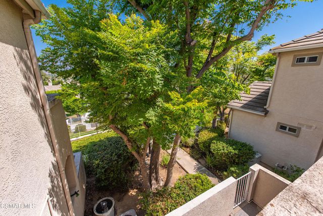 1245 Fitzgerald Road E, Simi Valley, CA 93065