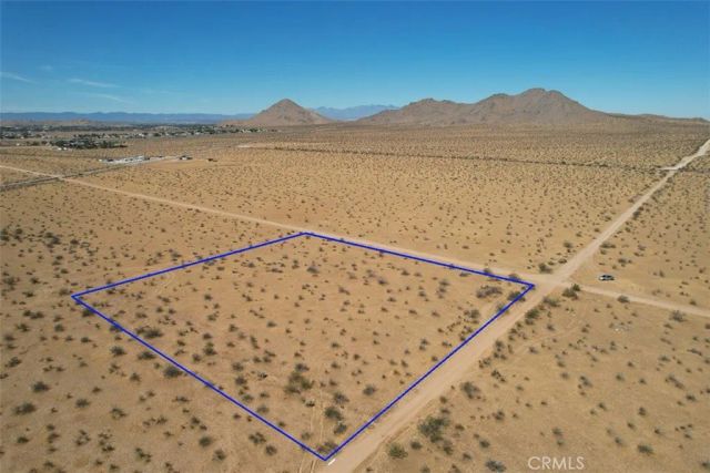 8 Falchion, Apple Valley, CA 92307