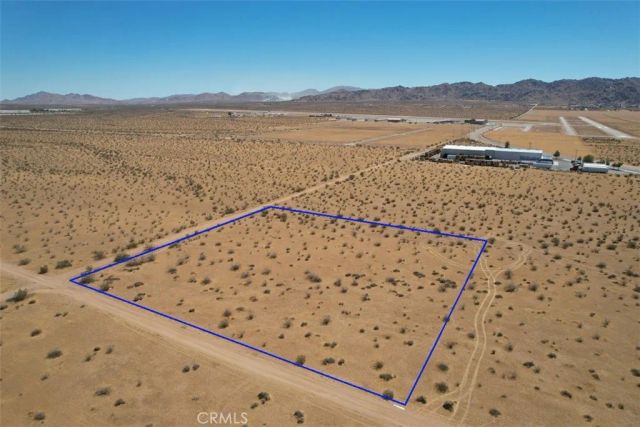 8 Falchion, Apple Valley, CA 92307