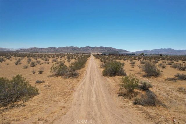 8 Falchion, Apple Valley, CA 92307