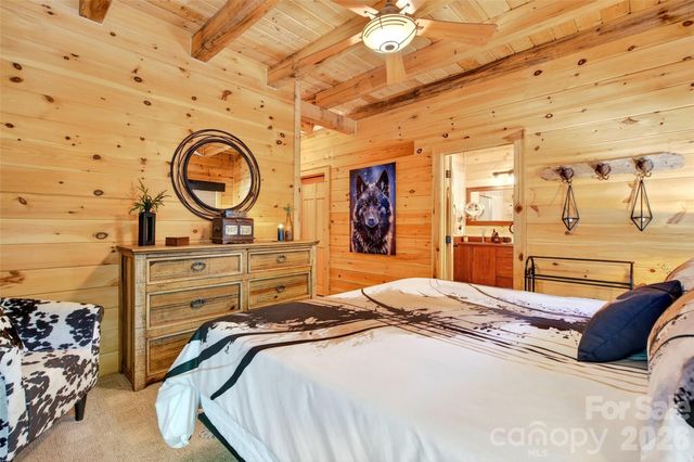 87 Ali Avenue, Bakersville, NC 28705
