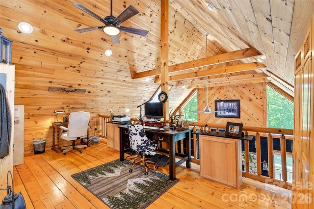 87 Ali Avenue, Bakersville, NC 28705