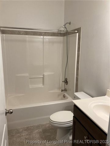 270 Stonebriar Avenue, Raeford, NC 28376