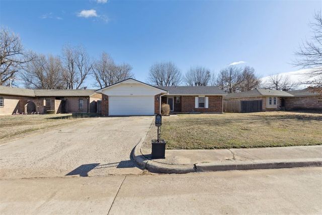723 Garden Grove, Yukon, OK 73099