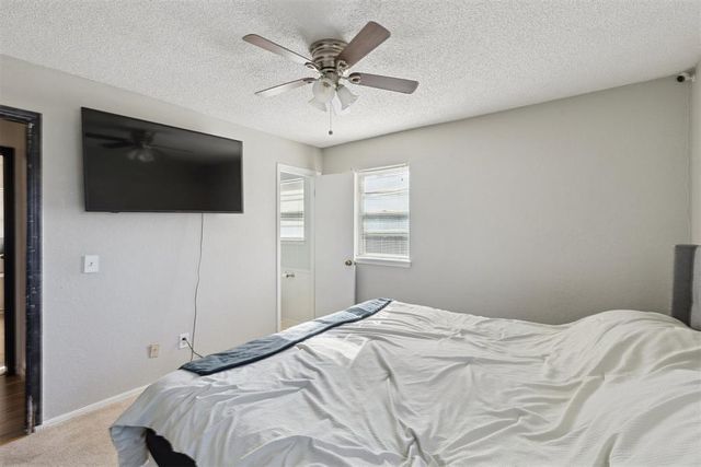 723 Garden Grove, Yukon, OK 73099