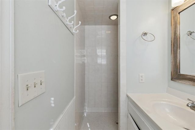 723 Garden Grove, Yukon, OK 73099