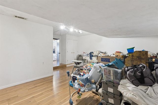 723 Garden Grove, Yukon, OK 73099