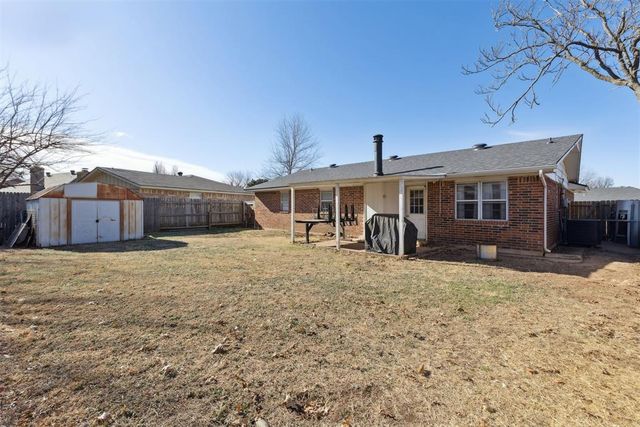 723 Garden Grove, Yukon, OK 73099