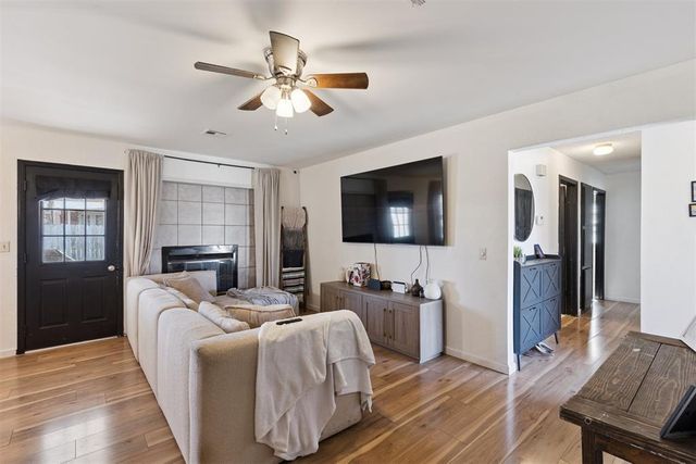 723 Garden Grove, Yukon, OK 73099