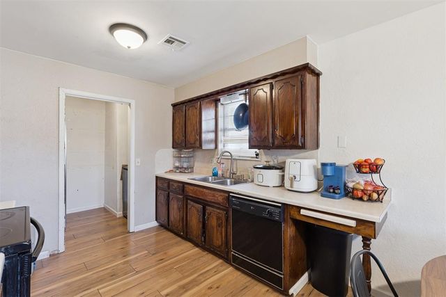 723 Garden Grove, Yukon, OK 73099