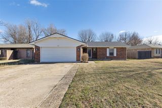 723 Garden Grove, Yukon, OK 73099
