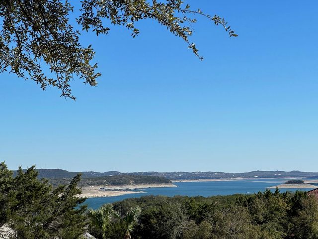 8102 Moon Rise TRL, Jonestown, TX 78645