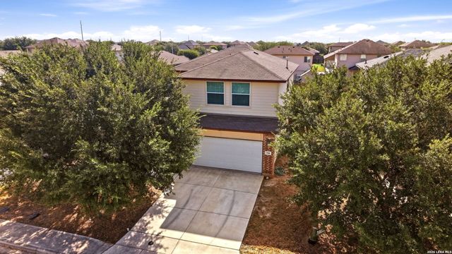 756 Guna Dr, New Braunfels, TX 78130