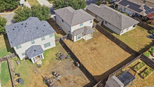 756 Guna Dr, New Braunfels, TX 78130
