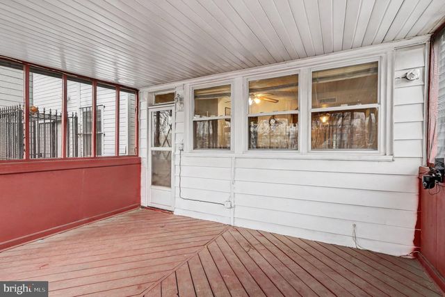 637 HAMILTON ST NW, Washington, DC 20011