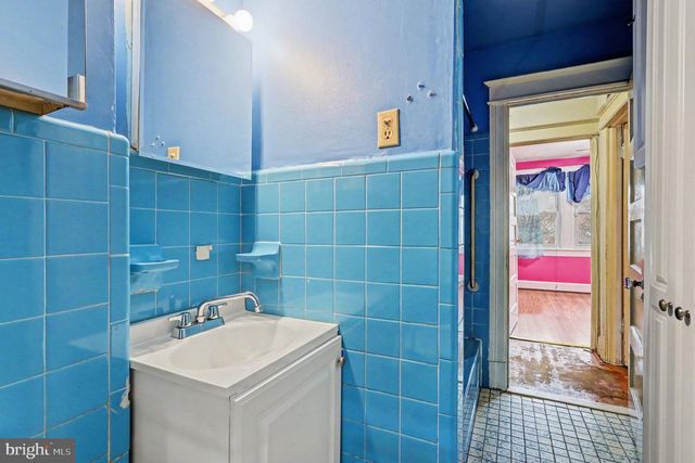 637 HAMILTON ST NW, Washington, DC 20011