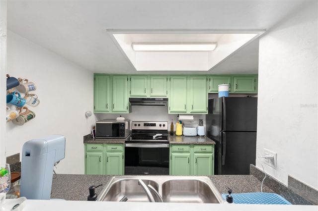 900 SW 62ND BOULEVARD D24, Gainesville, FL 32607