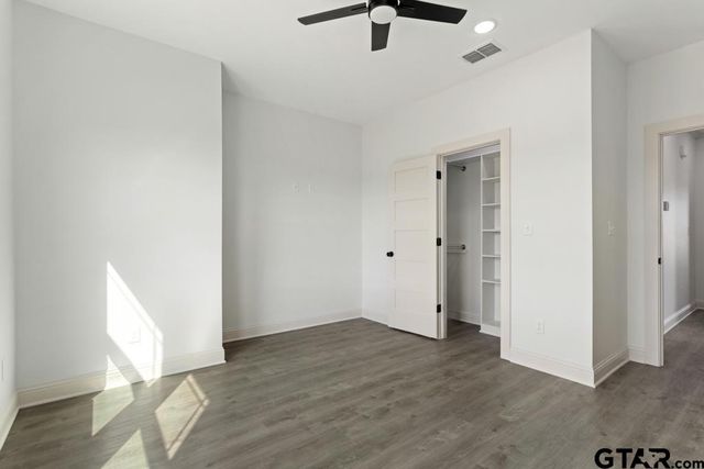 15510 C R 434, Lindale, TX 75771