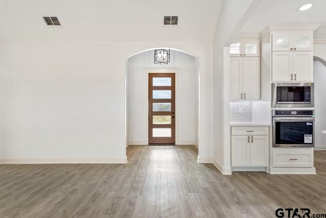 15510 C R 434, Lindale, TX 75771