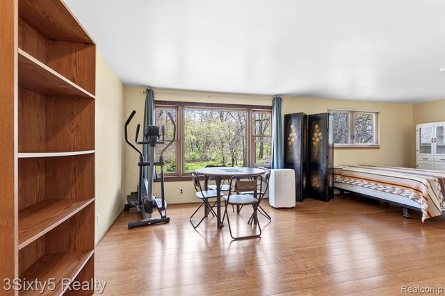11093 Baraga Street, Taylor, MI 48180