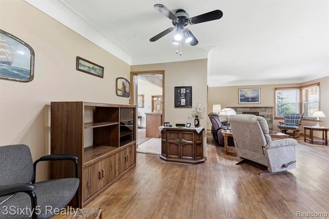 11093 Baraga Street, Taylor, MI 48180