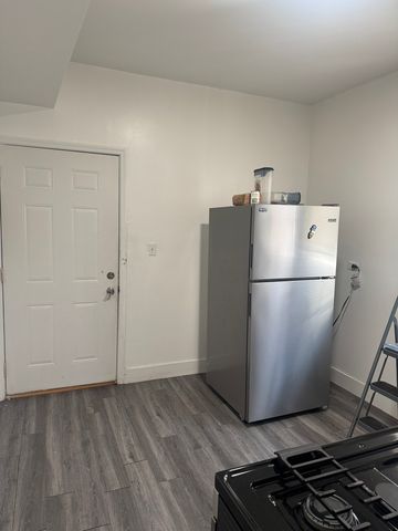 7236 S Vernon Avenue, Chicago, IL 60619