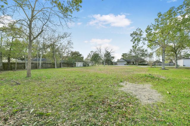 203 Shady Nook Lane, Friendswood, TX 77546