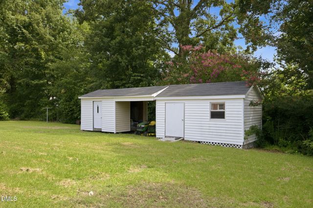 2909 Belmont Circle, Sanford, NC 27332