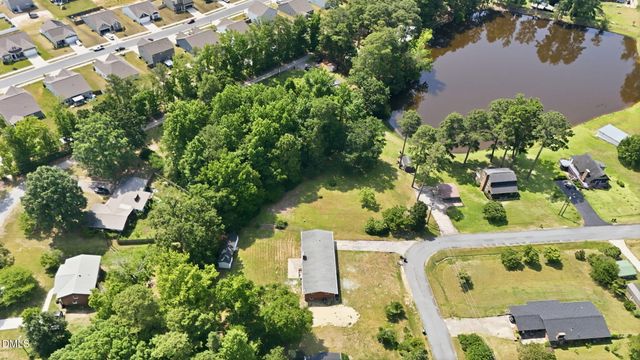 2909 Belmont Circle, Sanford, NC 27332