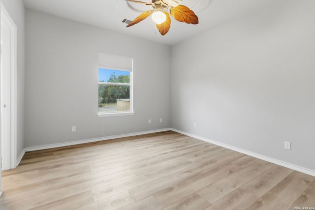 412 SHAYLA LN, Canyon Lake, TX 78133
