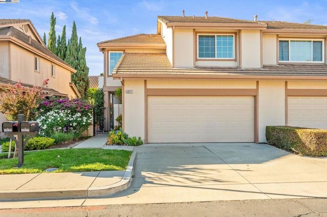 4027 Sunset Ter, Fremont, CA 94536